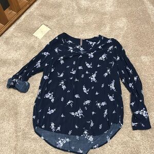 Brian & Em long sleeve or 3/4 sleeve shirt size large